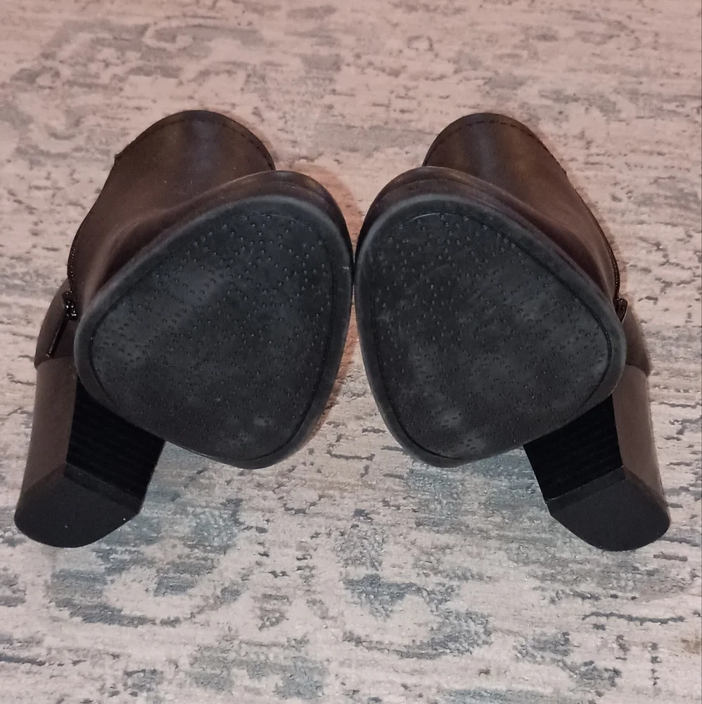 new directions heel excellent